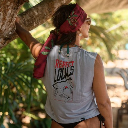 crop top, hammerhead, respect local, woman, panamanian brand